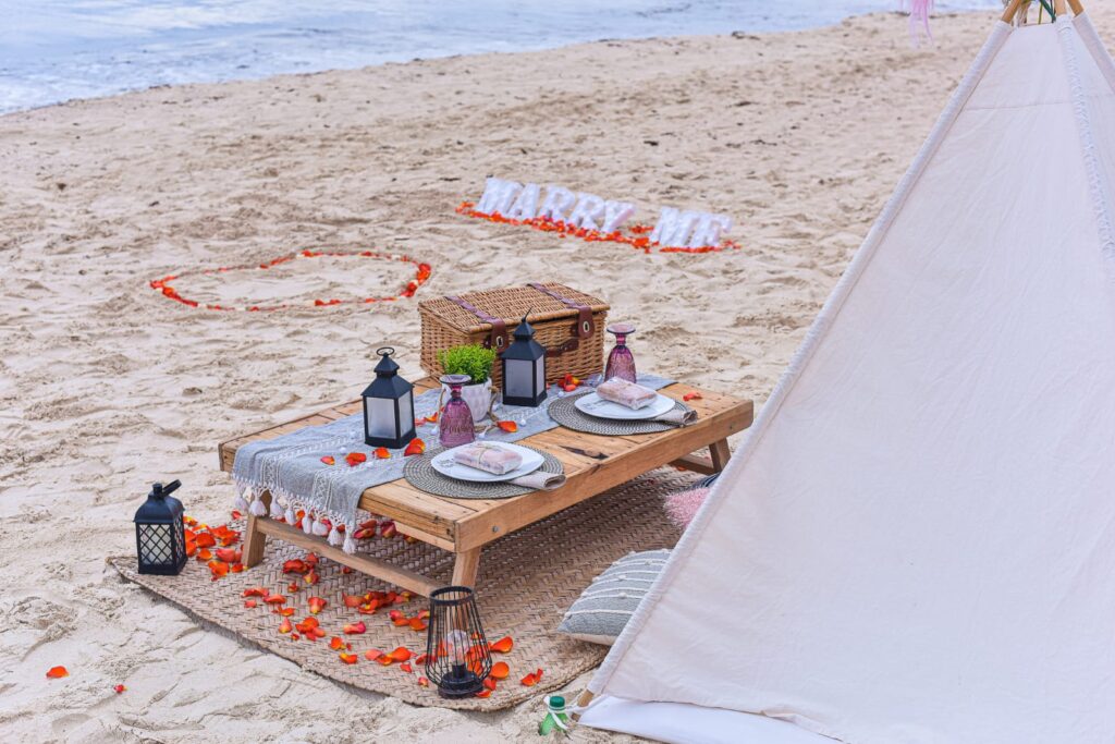 Romantic Picnic in Cancun