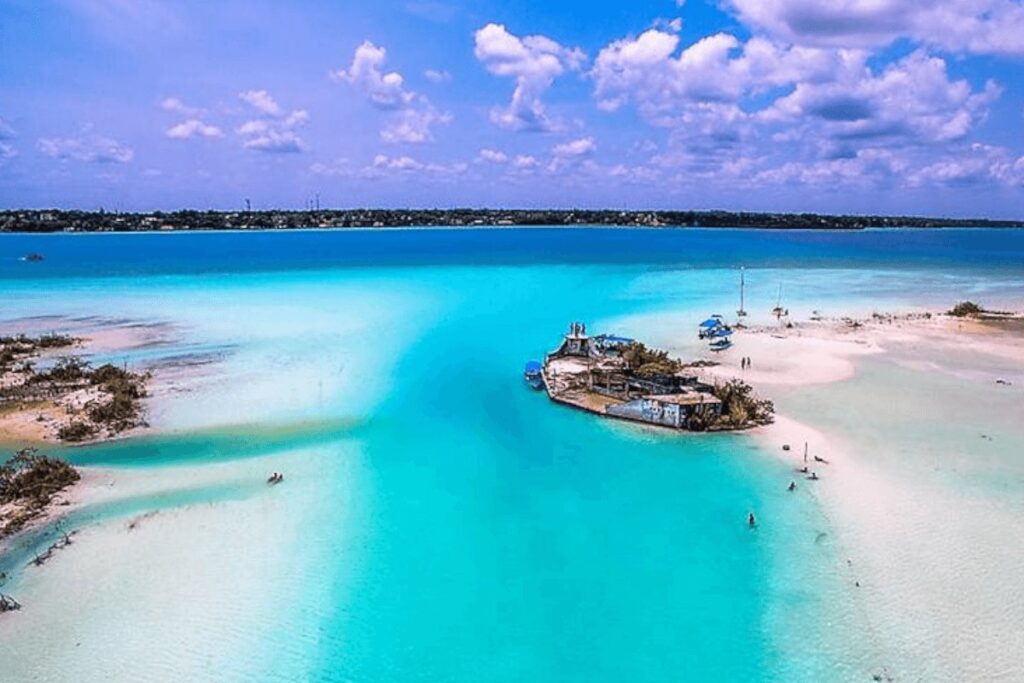 ¿Por qué es conocido Bacalar? ¿Por qué es conocido Bacalar?