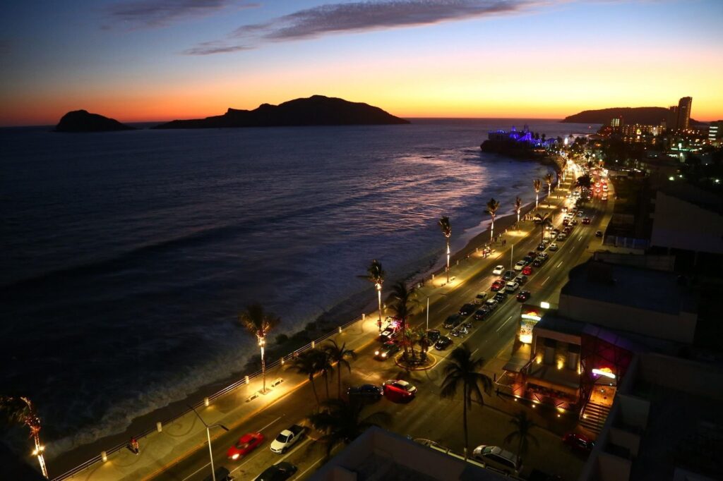 ¿Cómo se le dice a la gente de Mazatlán?