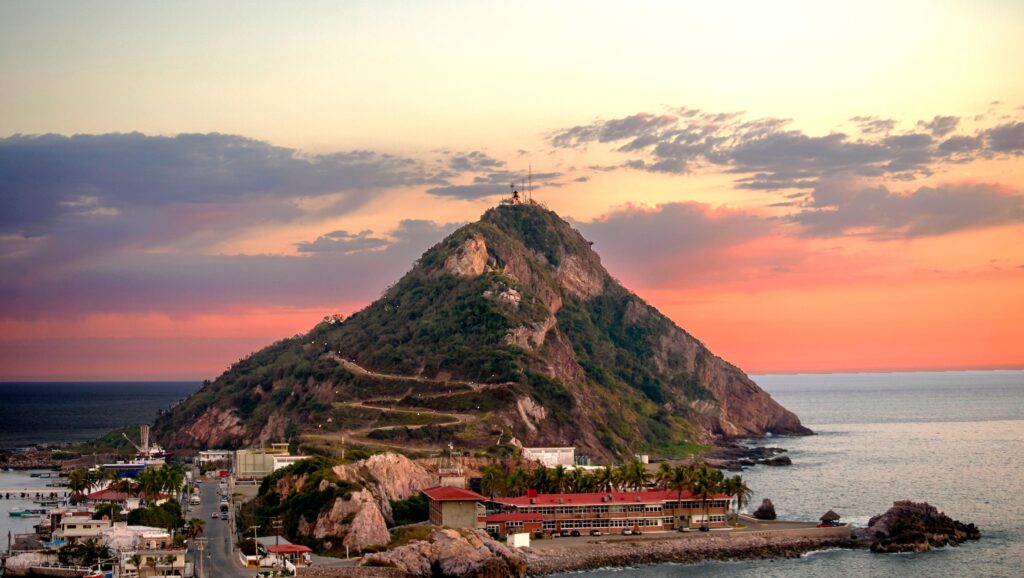 ¿Cuánto dinero se gasta para ir a Mazatlán?