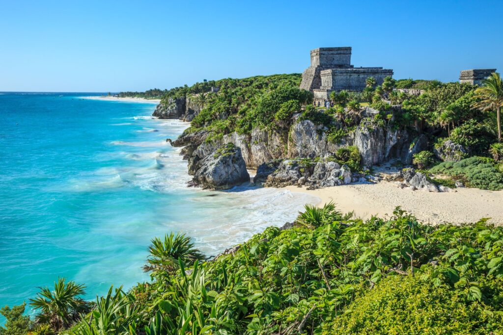 ¿Qué diferencia hay entre Cancún y la Riviera Maya?