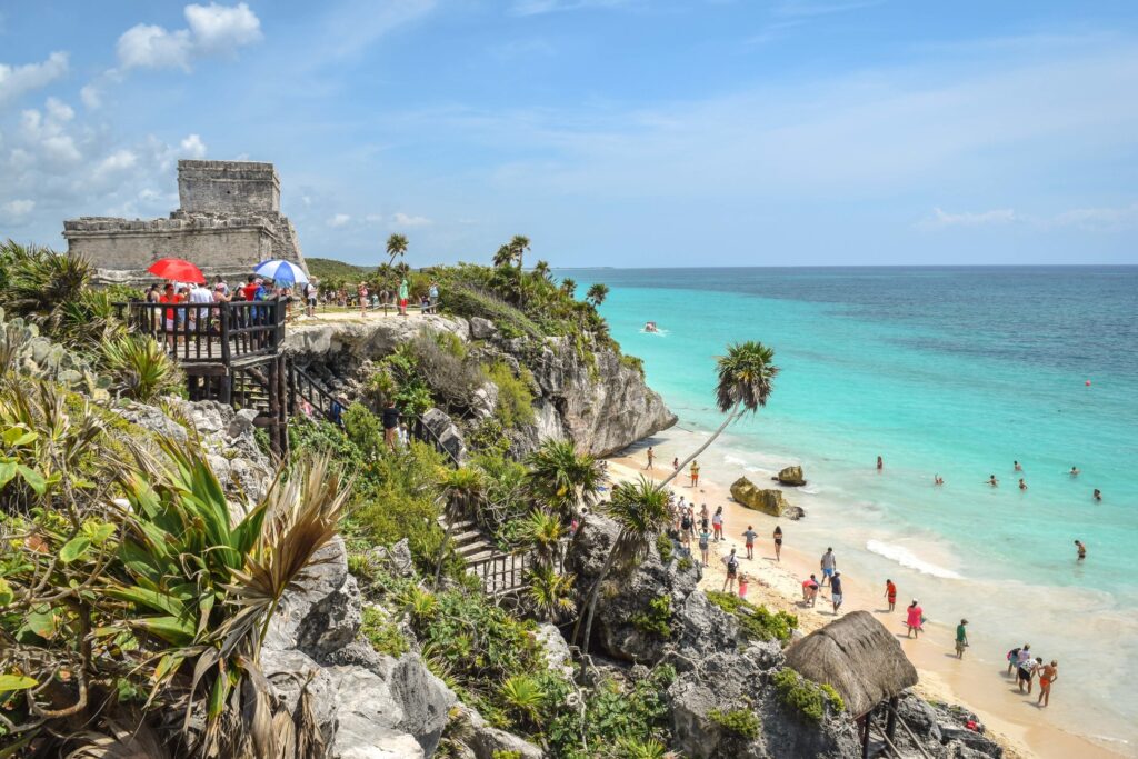 ¿Cuánto tiempo se gasta de Cancún a Tulum?