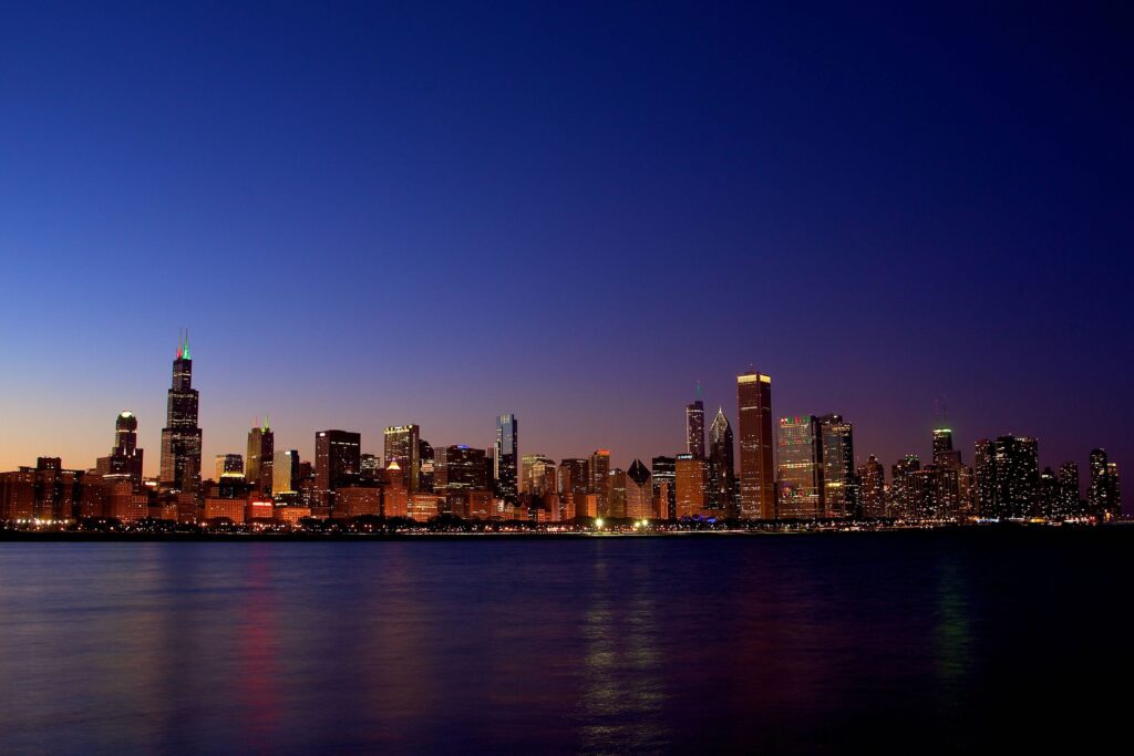 ¿Dónde se pueden encontrar rincones secretos y románticos para propuestas en Chicago?