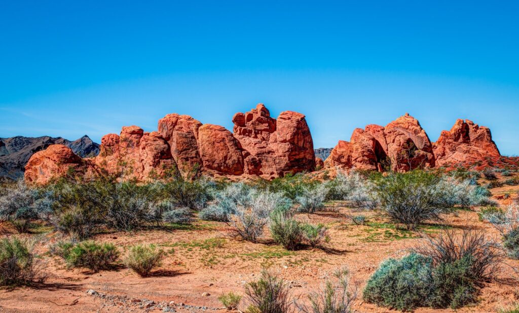 ¿Cuál es la guía definitiva para disfrutar de una mini luna de miel en Las Vegas después de la propuesta de matrimonio?