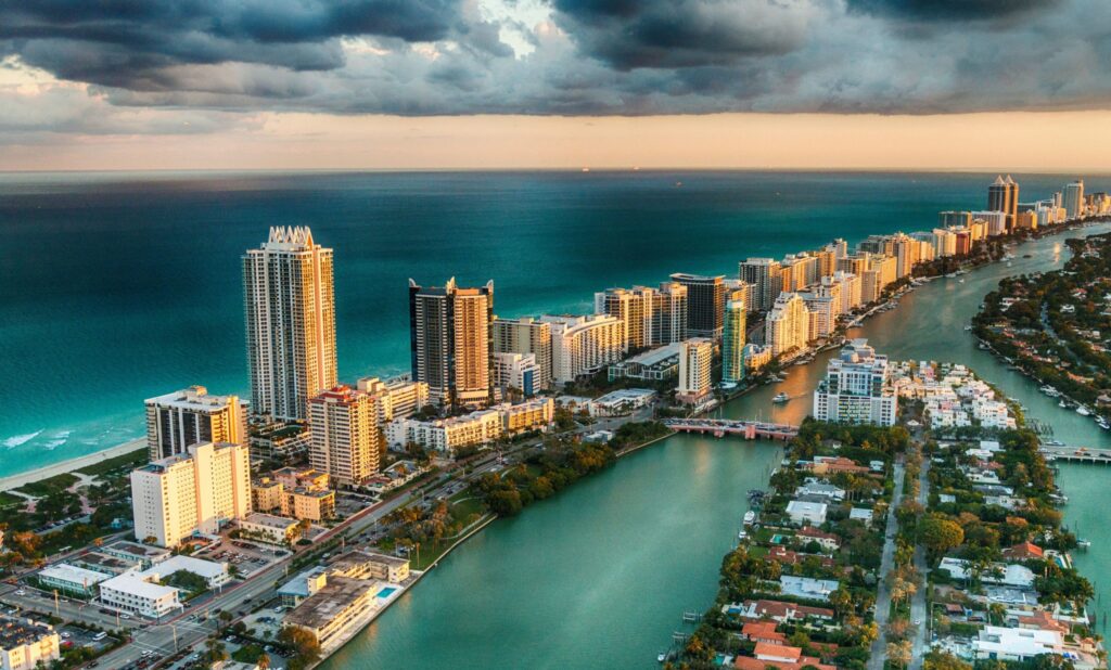 En caso de mal tiempo, ¿cuáles son los mejores planes B para una propuesta de matrimonio en Miami?
