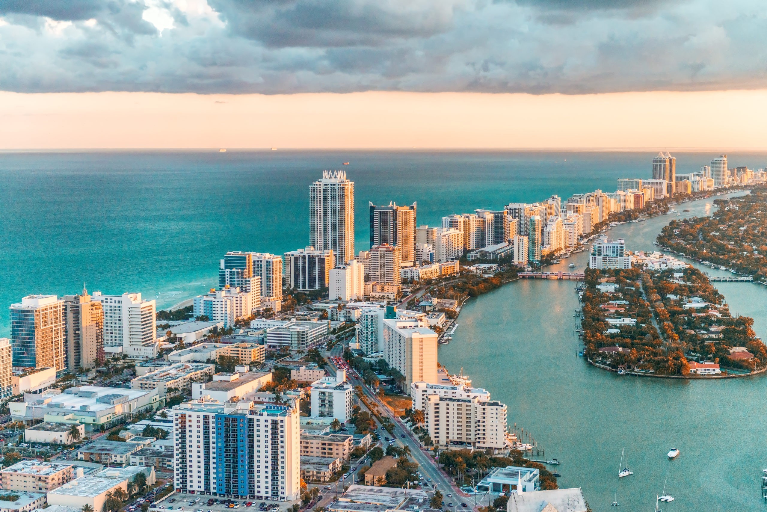 ¿Cómo realizar una propuesta de matrimonio significativa en Miami sin usar un anillo?