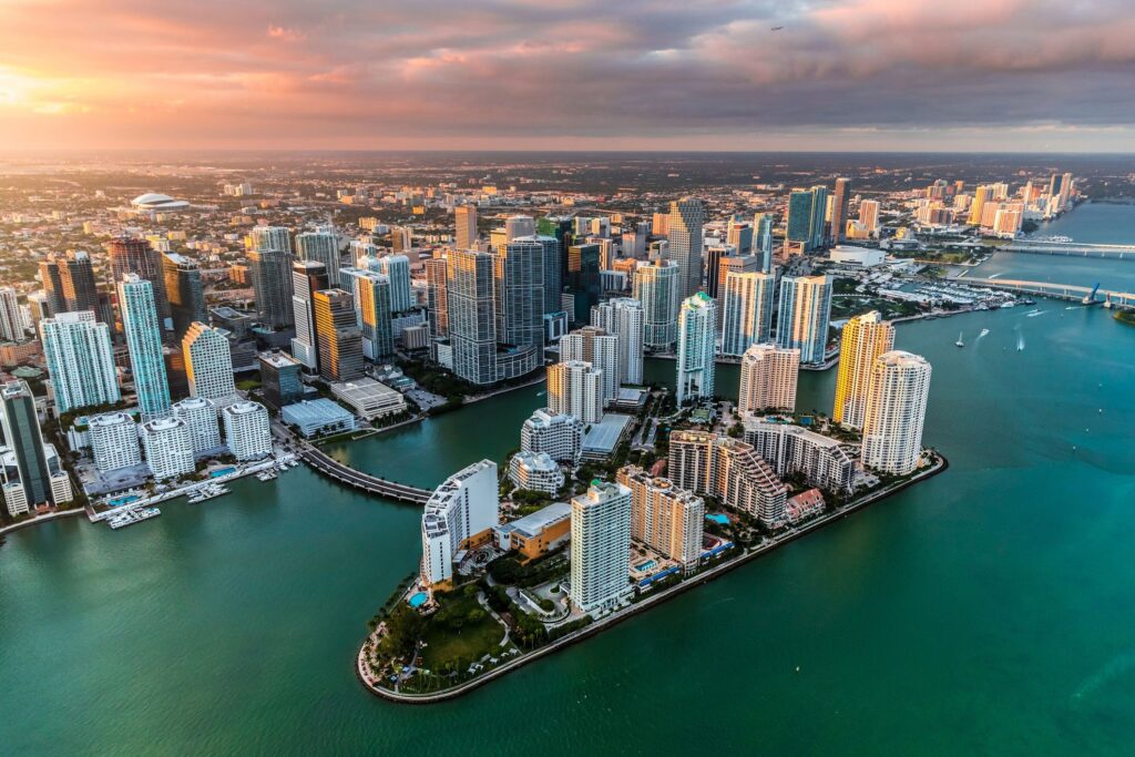 ¿Cuánto dinero se gasta en un viaje a Miami?