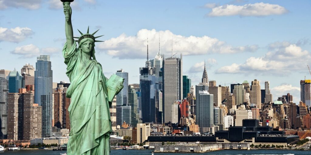 ¿Qué día de la semana es más barato volar a Nueva York? ¿Qué día de la semana es más barato volar a Nueva York?