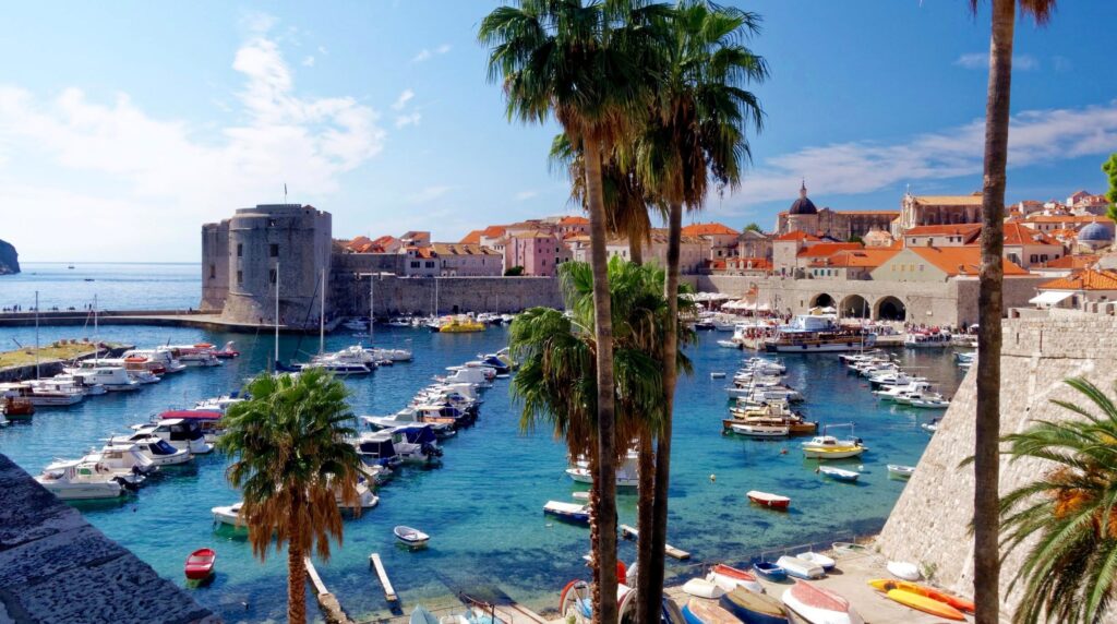 ¿Qué actividades únicas se pueden disfrutar en Dubrovnik para celebrar un compromiso?