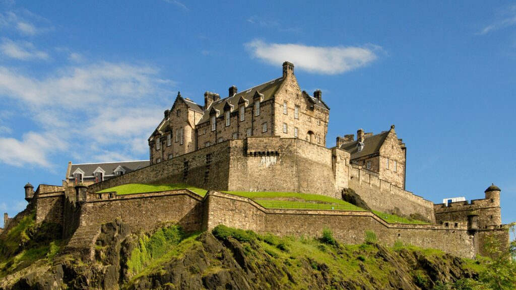 En caso de mal tiempo, ¿cuáles son los mejores planes B para una propuesta de matrimonio en Edimburgo? En caso de mal tiempo, ¿cuáles son los mejores planes B para una propuesta de matrimonio en Edimburgo?