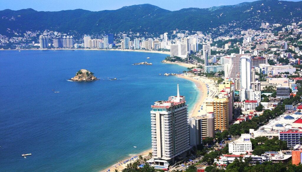 "Ideas para una cena romántica en la playa en Acapulco" "Ideas para una cena romántica en la playa en Acapulco"