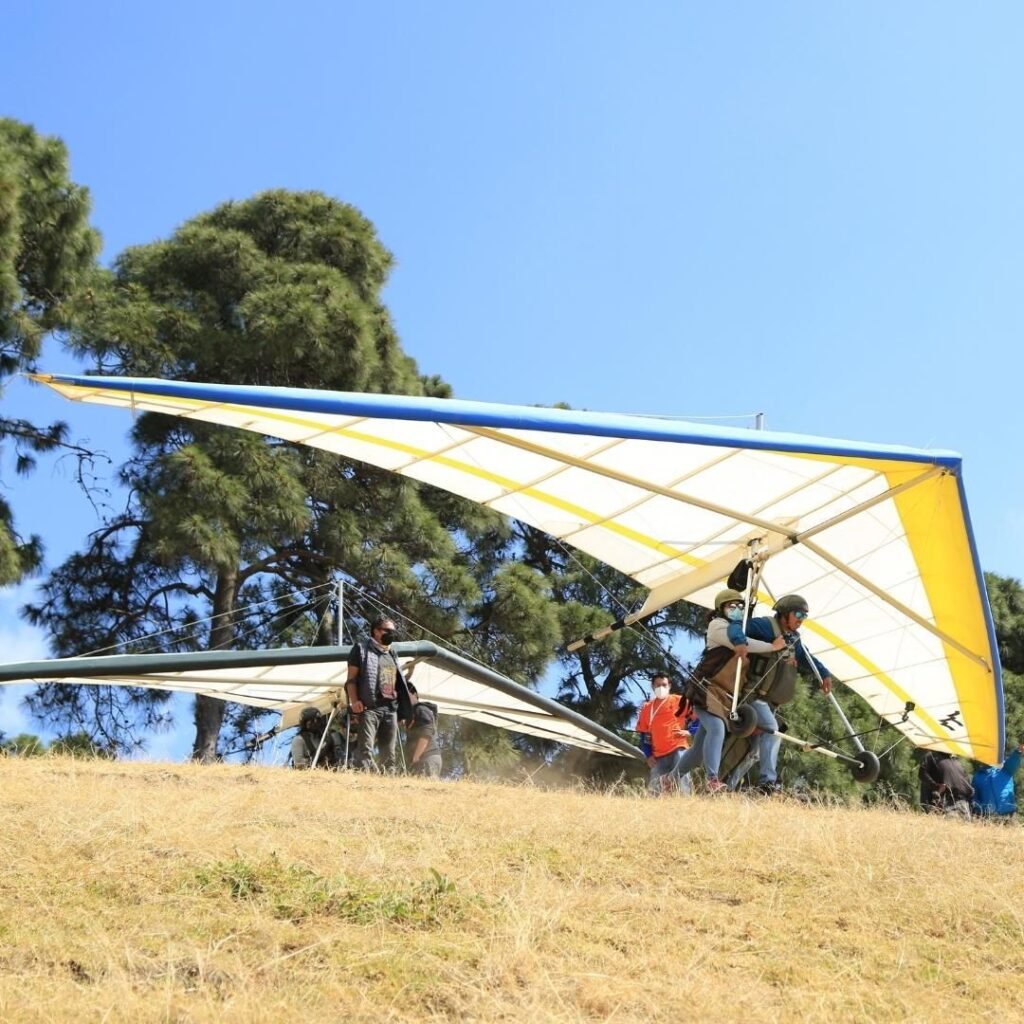 Descubre los mejores paquetes turísticos de parapente en Valle de Bravo Descubre los mejores paquetes turísticos de parapente en Valle de Bravo
