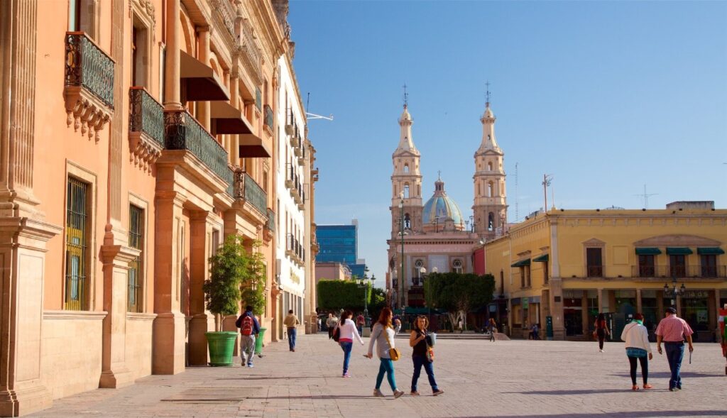 Restaurantes con vistas impresionantes en León para cenas románticas Restaurantes con vistas impresionantes en León para cenas románticas