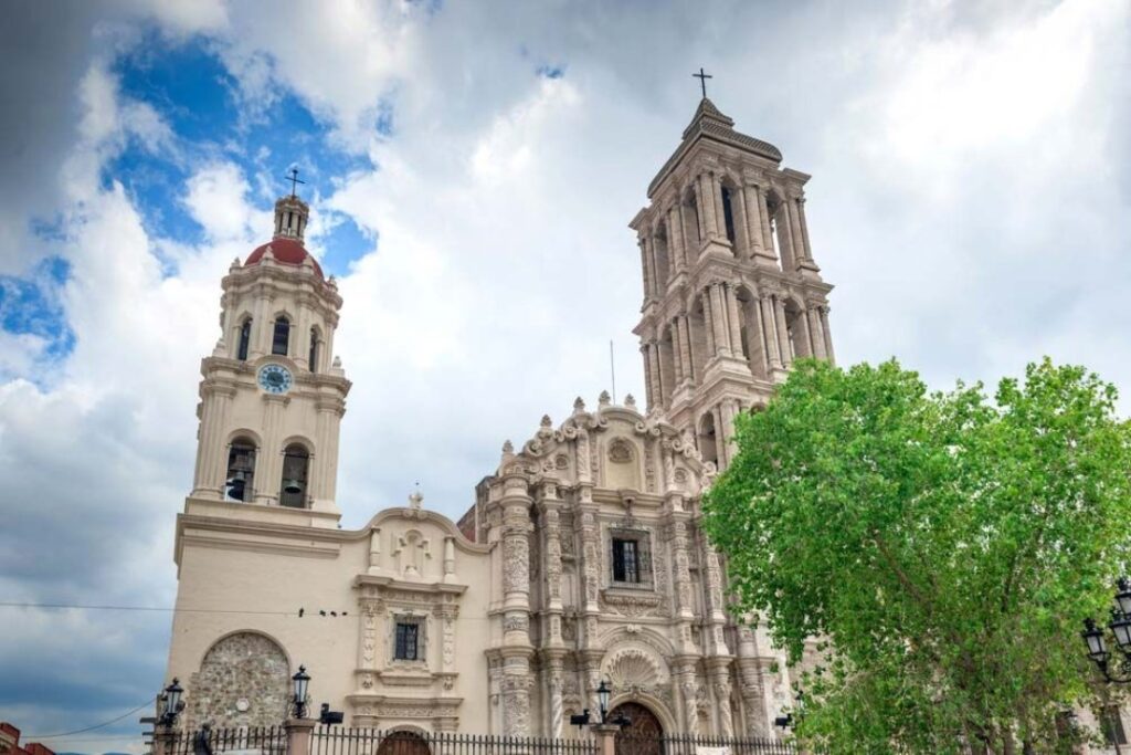 ¿Cuánto se gasta una pareja en Saltillo?: Presupuesto y consejos ¿Cuánto se gasta una pareja en Saltillo?: Presupuesto y consejos