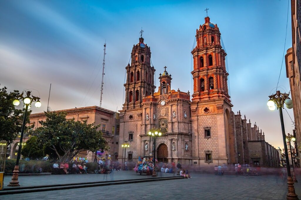 Paquetes románticos en San Luis Potosí: Opciones y recomendaciones Paquetes románticos en San Luis Potosí: Opciones y recomendaciones