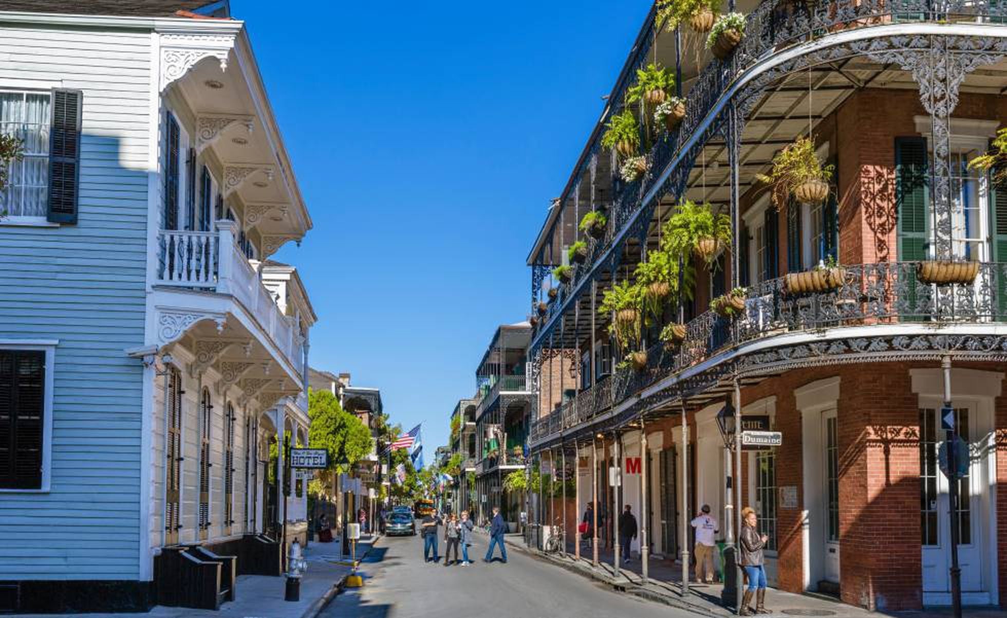 qué-experiencias-únicas-ofrece-nueva-orleans-para-parejas-recién-comprometidas-buscando-emociones-o-relajación-después-de-la-propuesta